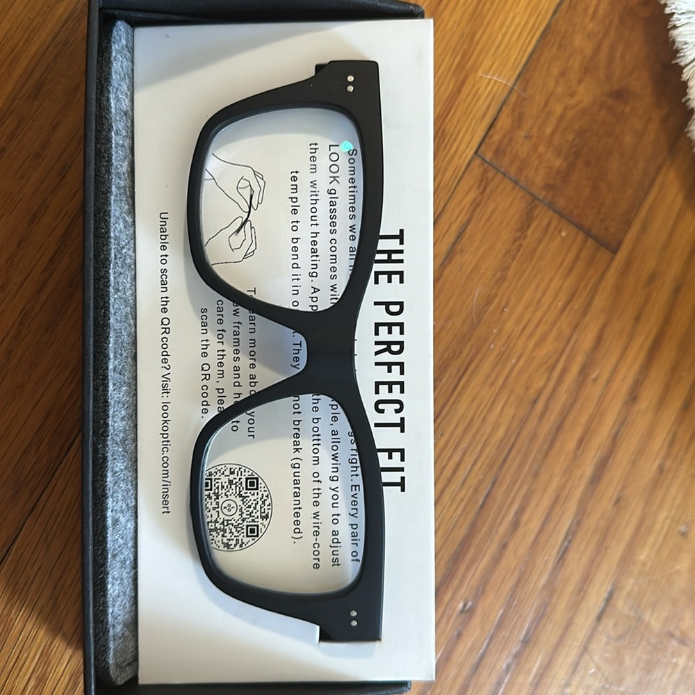 +2.00 progressive blue light glasses from look optic.